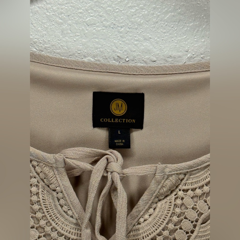JM Collection Beige Tunic with Lace Accent Short Sleeve Large - Picture 2 of 9